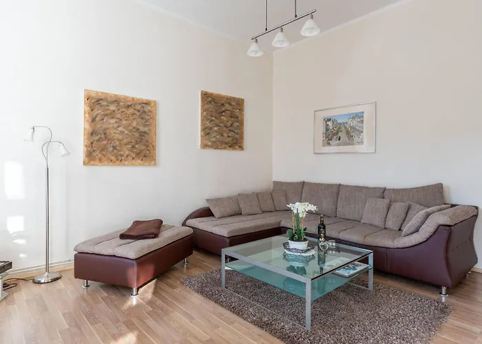 Apartament Villa-seiler-in-binz-3-raum-ferienwohnung-nr-5-toplage-wenige-schritte-zum-strand *