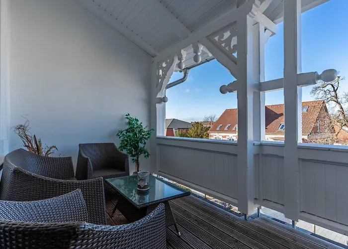 Villa-seiler-in-binz-3-raum-ferienwohnung-nr-5-toplage-wenige-schritte-zum-strand Apartament *