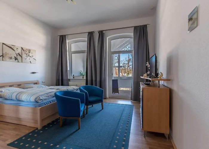 Villa-seiler-in-binz-3-raum-ferienwohnung-nr-5-toplage-wenige-schritte-zum-strand Apartament *